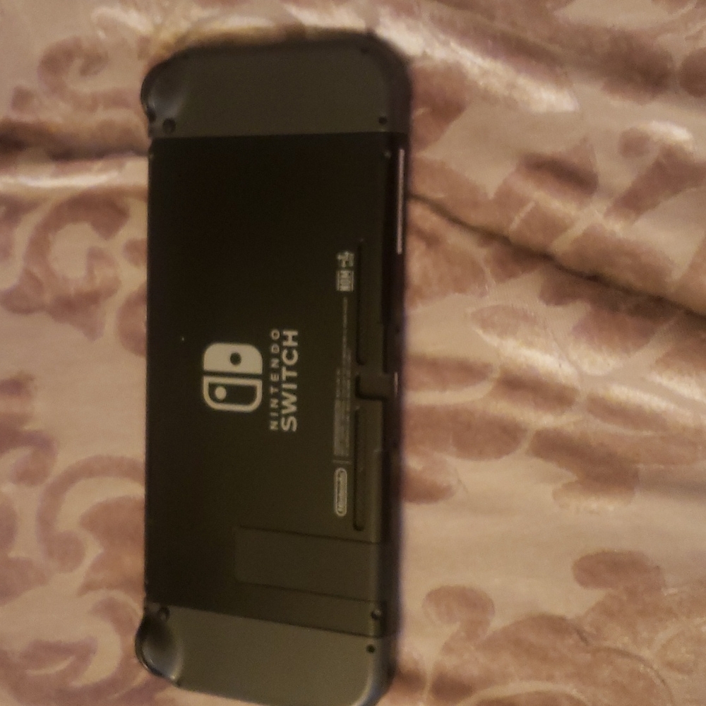 Nintendo switch - Picture 2 of 6